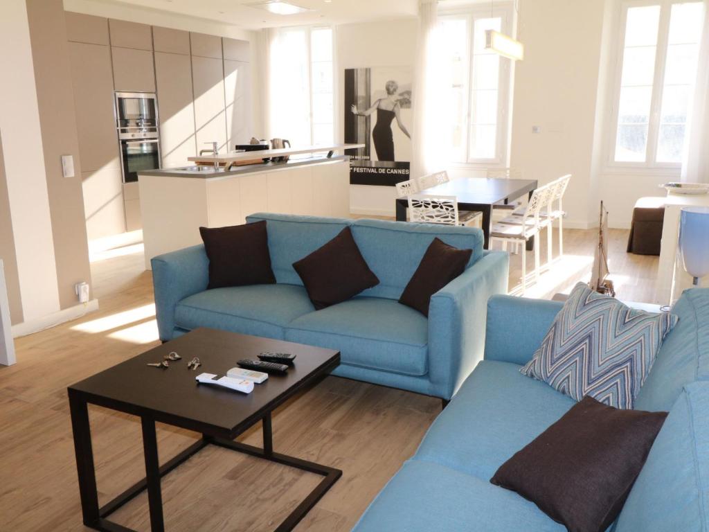 Apartment Luxury 3 bedroom Rue d'Antibes 410 by Interhome