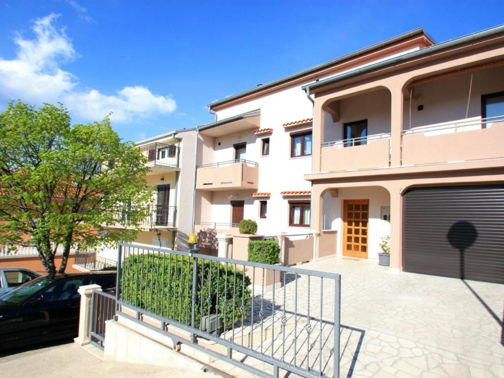 Apartment Ananas 1 - HR-05617-01 by Interhome