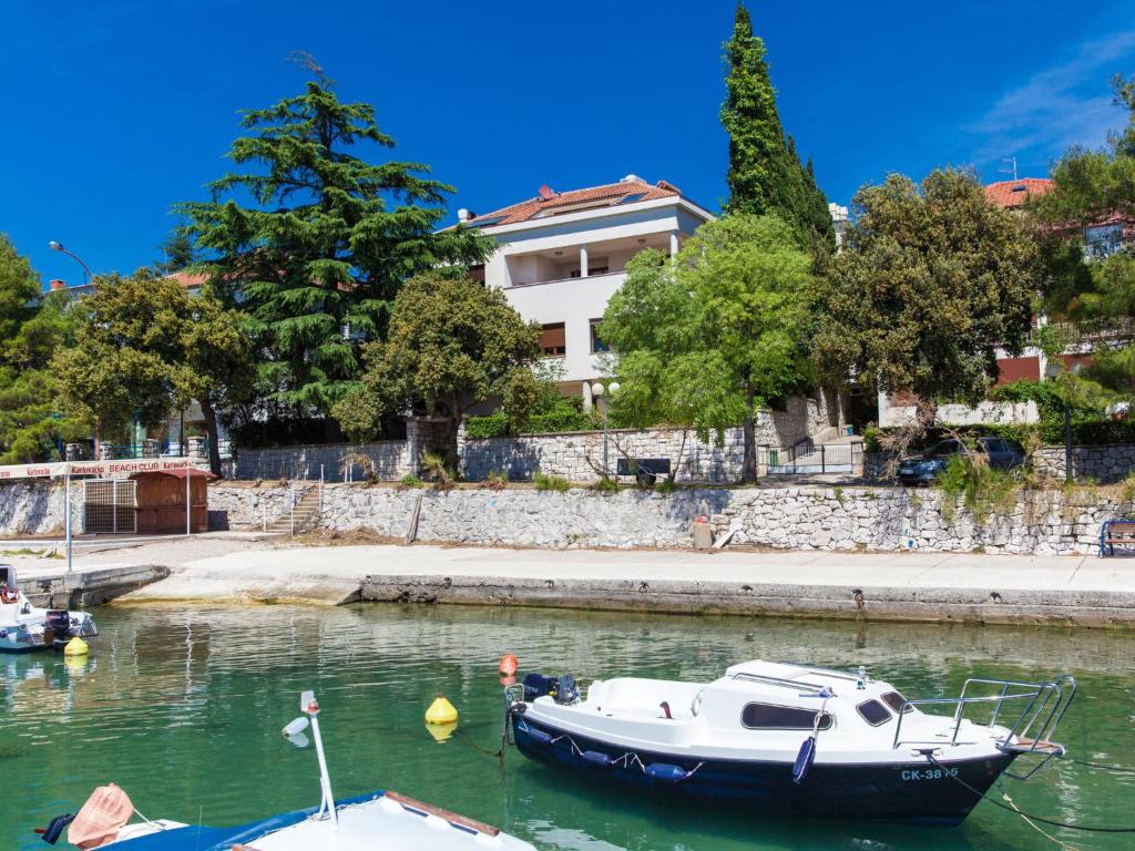 Apartment Villa Maslina - mali - HR-02470-02 by Interhome