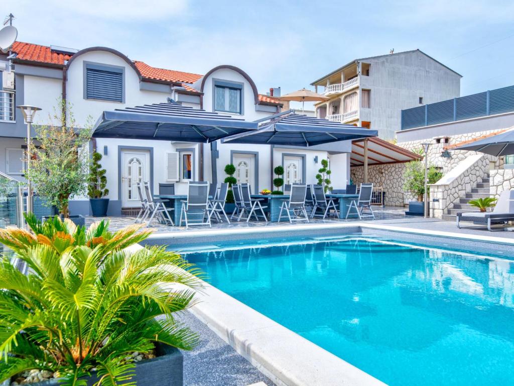 Apartment Villa Vivien Apartment 3 - HR-10640-05 by Interhome