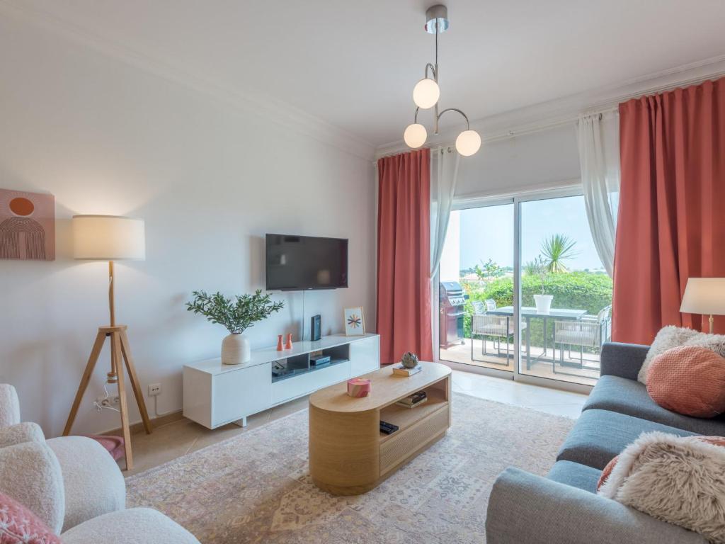 Apartment Boavista Charming Apartment by Interhome