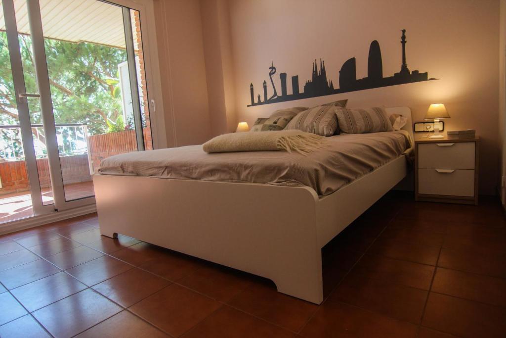 A bed or beds in a room at Musclera