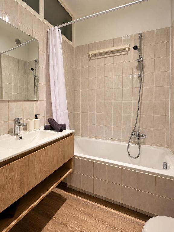 Appartement RDC F3 centre ville – photo 3
