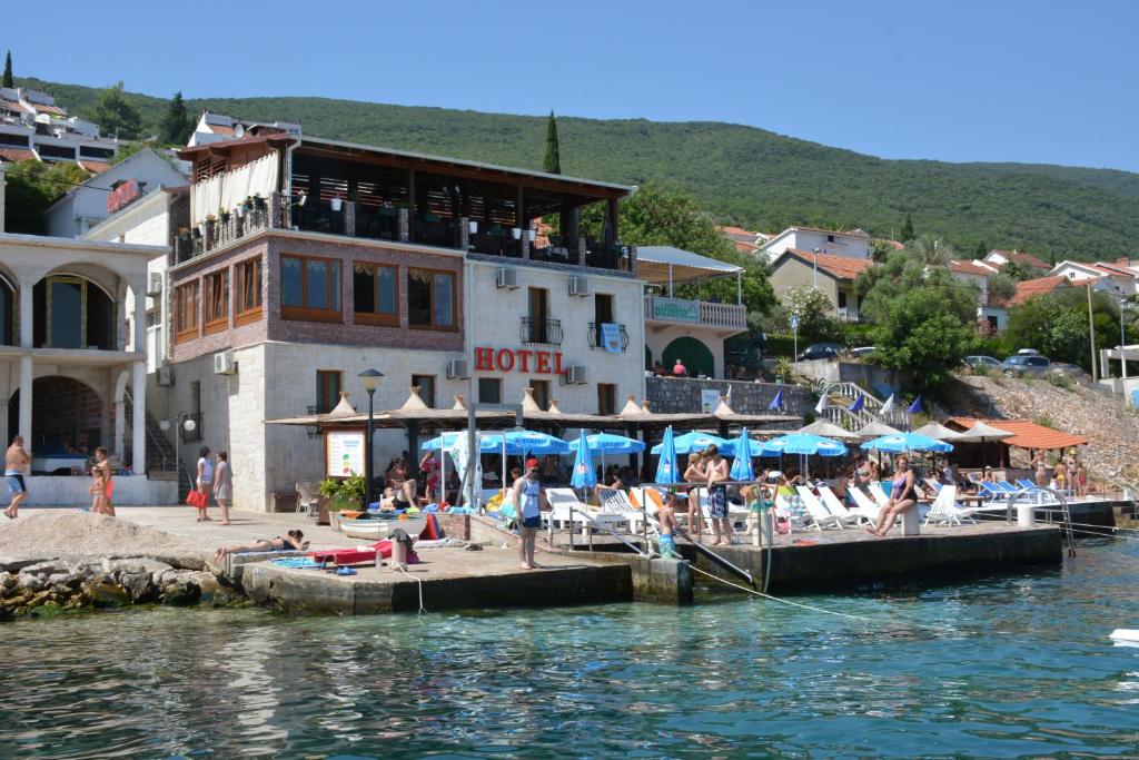 Příroda nedaleko hotelu