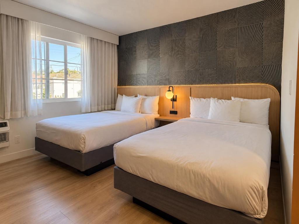 Granada Inn - 