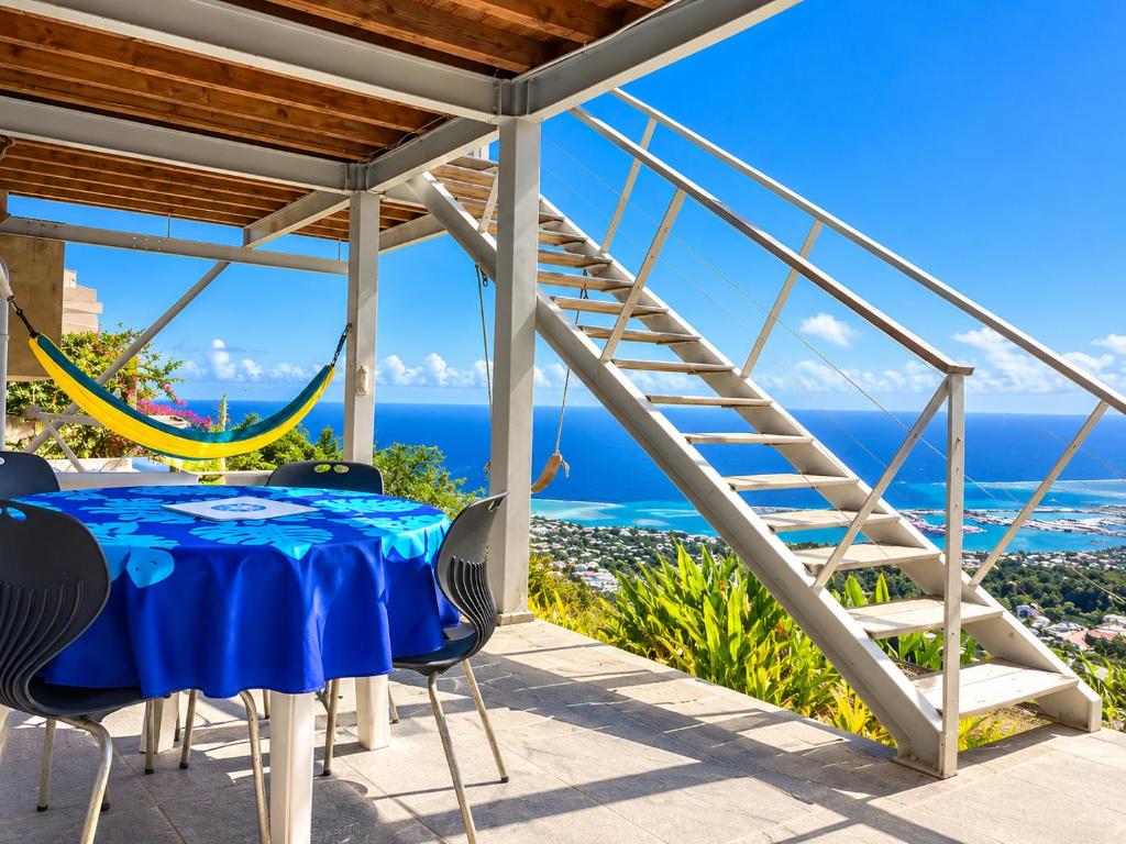 Chambre d'hote - vue sur Papeete et accès piscine - photo 6 - Tahiti, Polynésie
