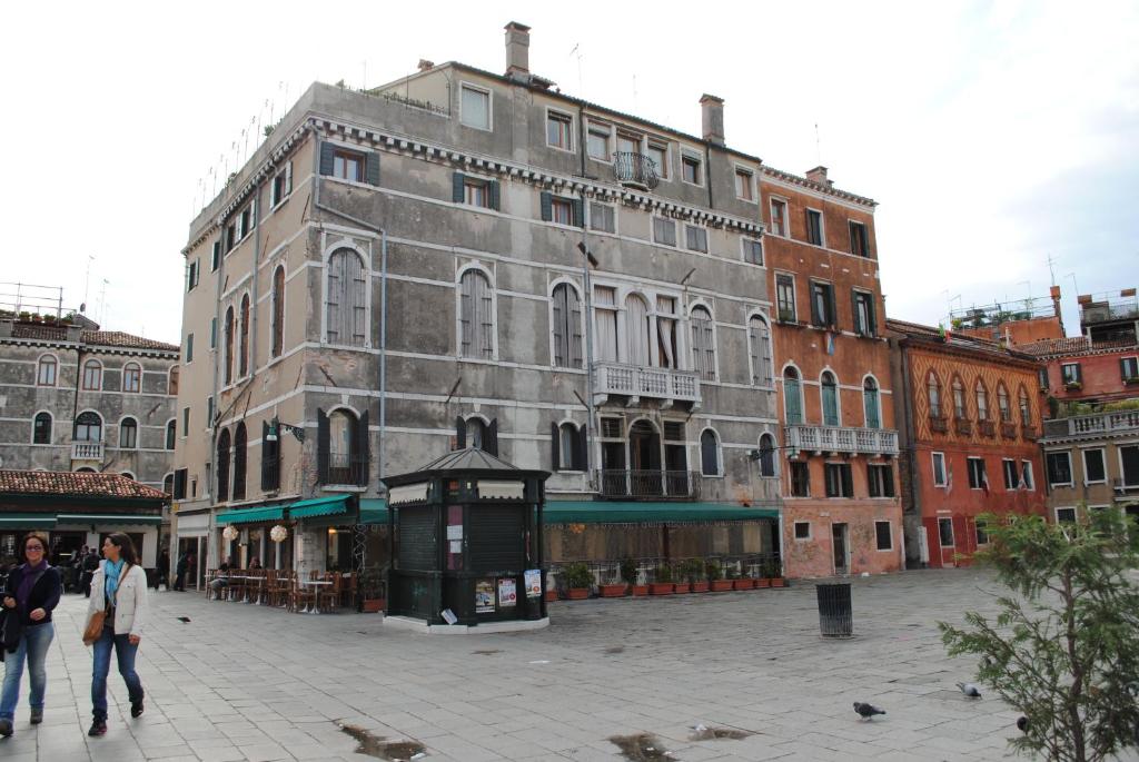 Budova, v ktorej sa ubytovanie bed & breakfast nachádza