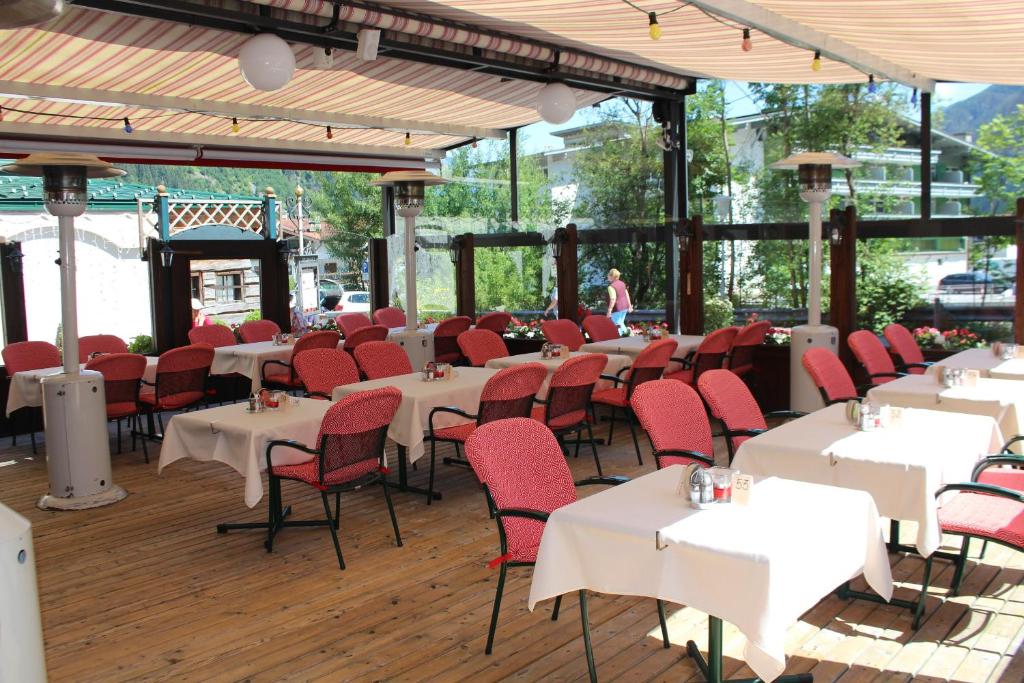 Restaurace v ubytování Hotel Andrea