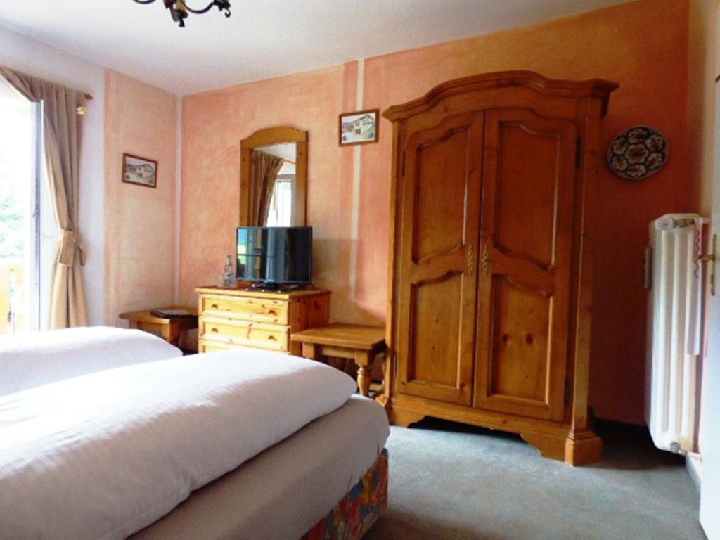 Bäckeralm© - B&B 16 + - 5