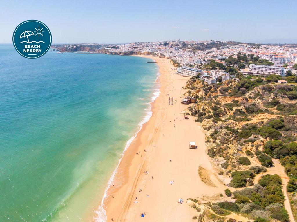 Apartment Lily - com Piscina perto da Praia em Albufeira