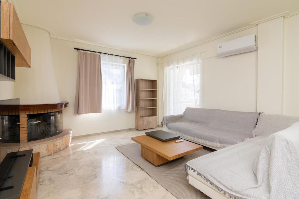 Athens Riviera & Spacious 3 BR With Balcony