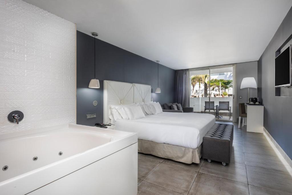 Barceló Teguise Beach - Bañera de hidromasaje en Costa Teguise