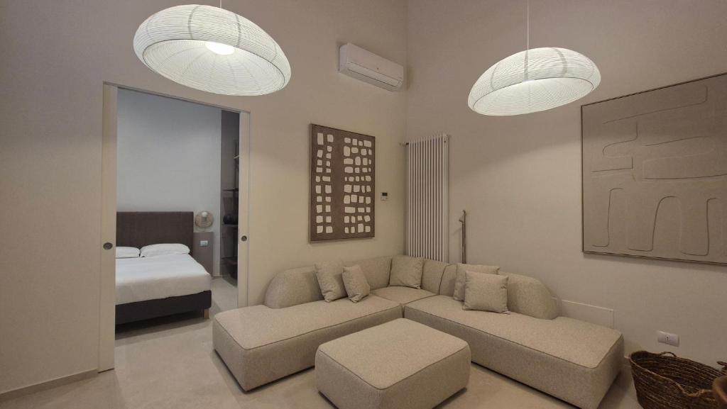 Ivory Mdr Apartments Collection