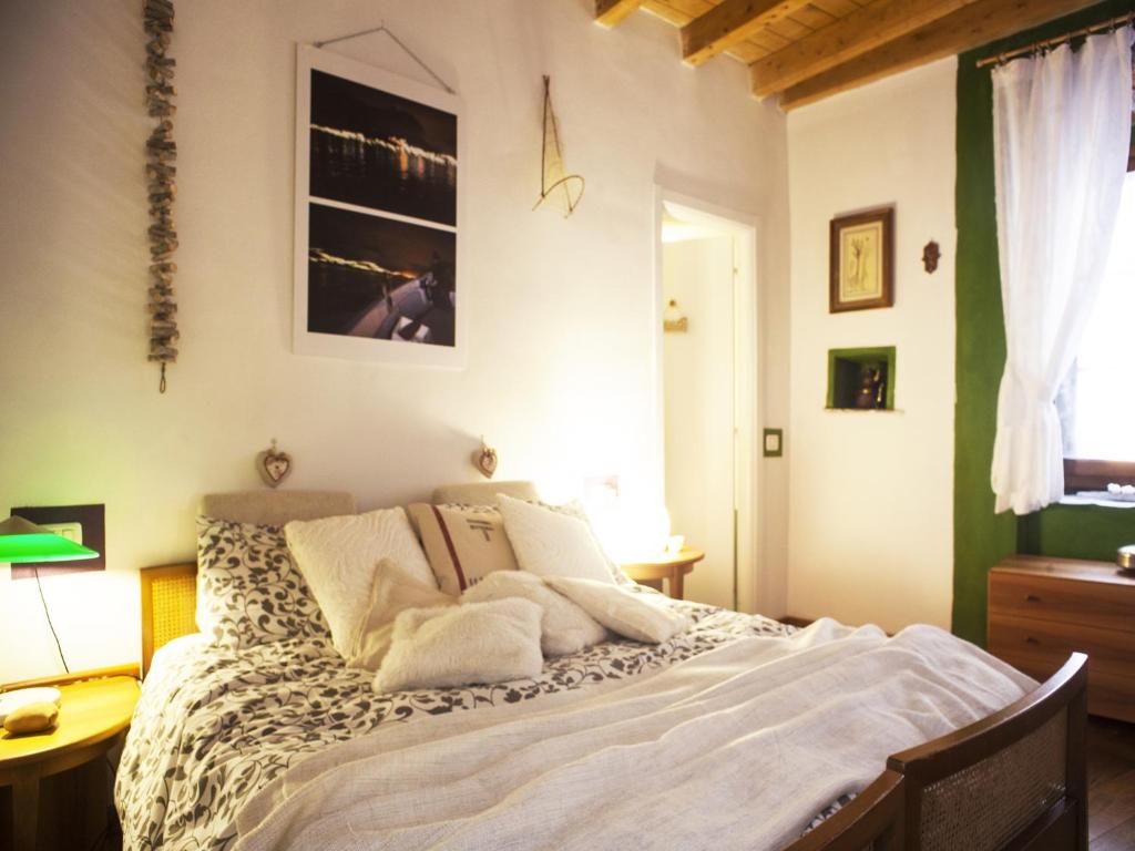 Katil atau katil-katil dalam bilik di B&B Contrada Lunga