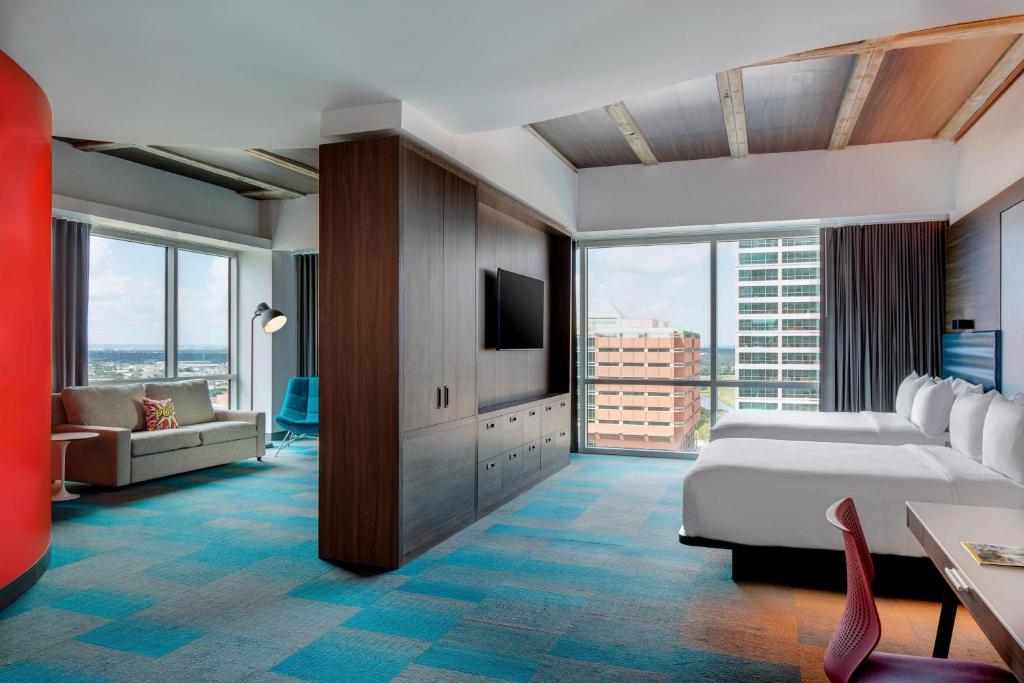 Aloft Fort Worth Downtown - 