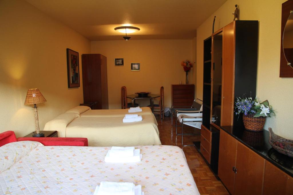 Pensión Acella reserva habitación