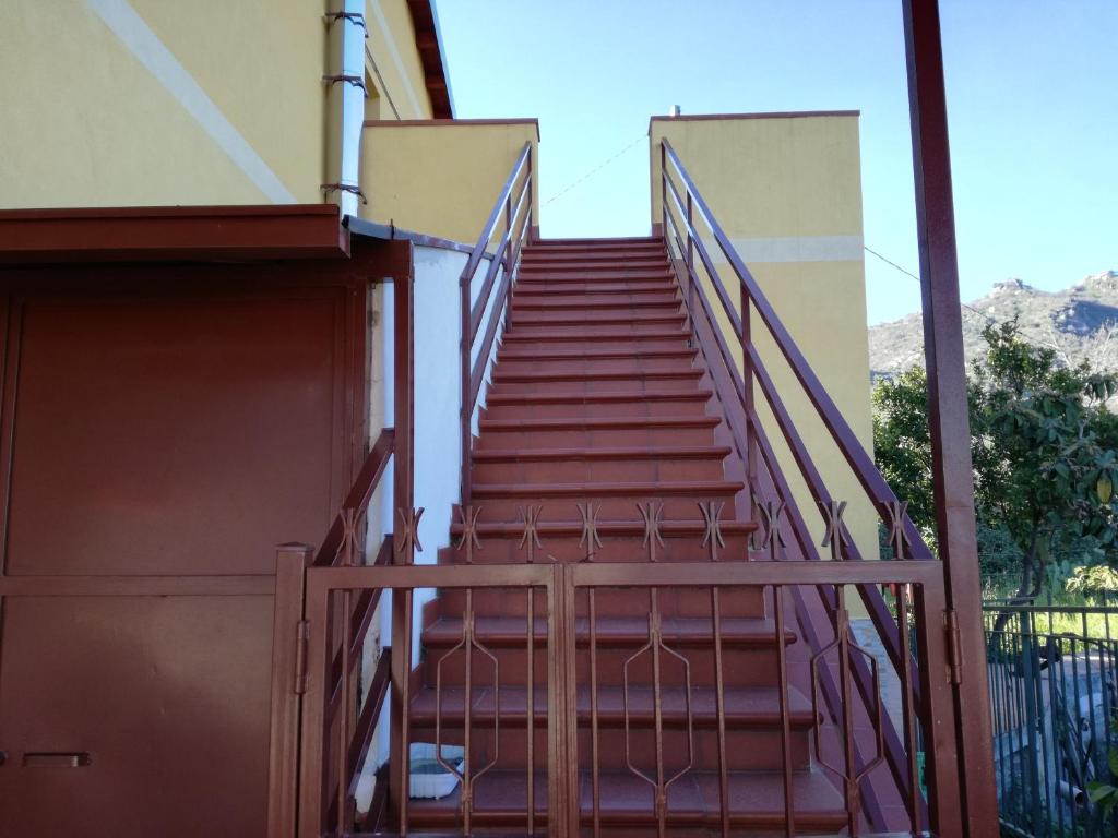 Fotografie z fotogalerie ubytování Casa Fronte Gole Alcantara v destinaci Motta Camastra