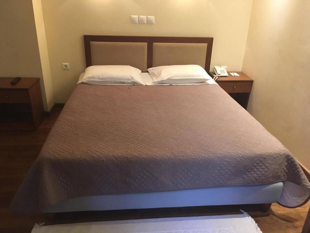 Ellinon Thea Arachova - 1