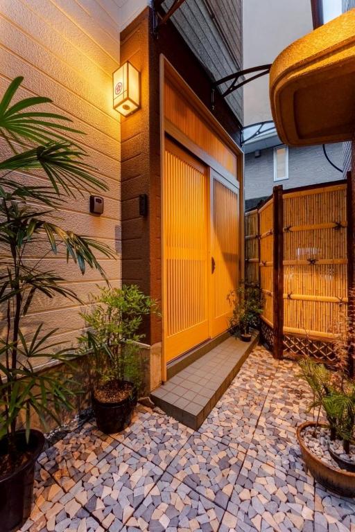 Michiko House PayPayドーム MARK IS福岡 駐車場付き最大8名のモダンな一軒家 空港 博多駅直通 天神地下鉄5分