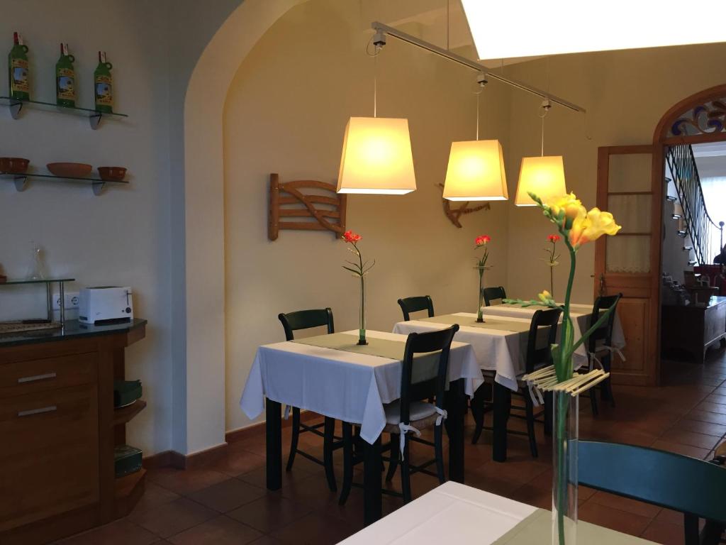 Hotel Es Mercadal - 17