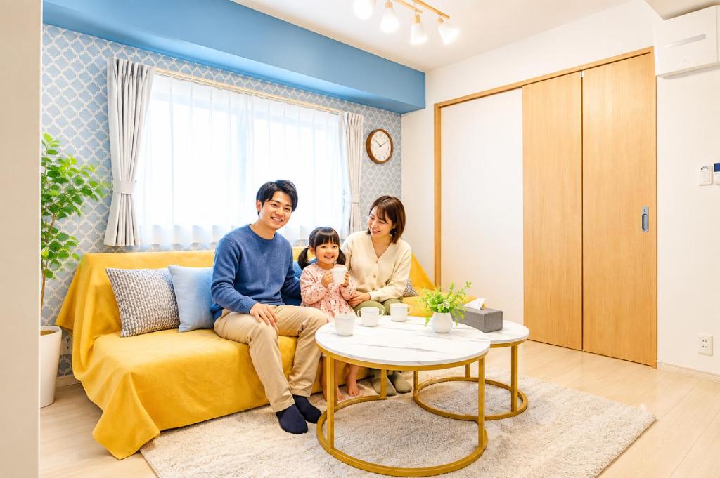 新宿へバス9分 静かな1階1dk貸切 3名快適 最大5名 コンビニ1分 大型スーパー4分 大型TV