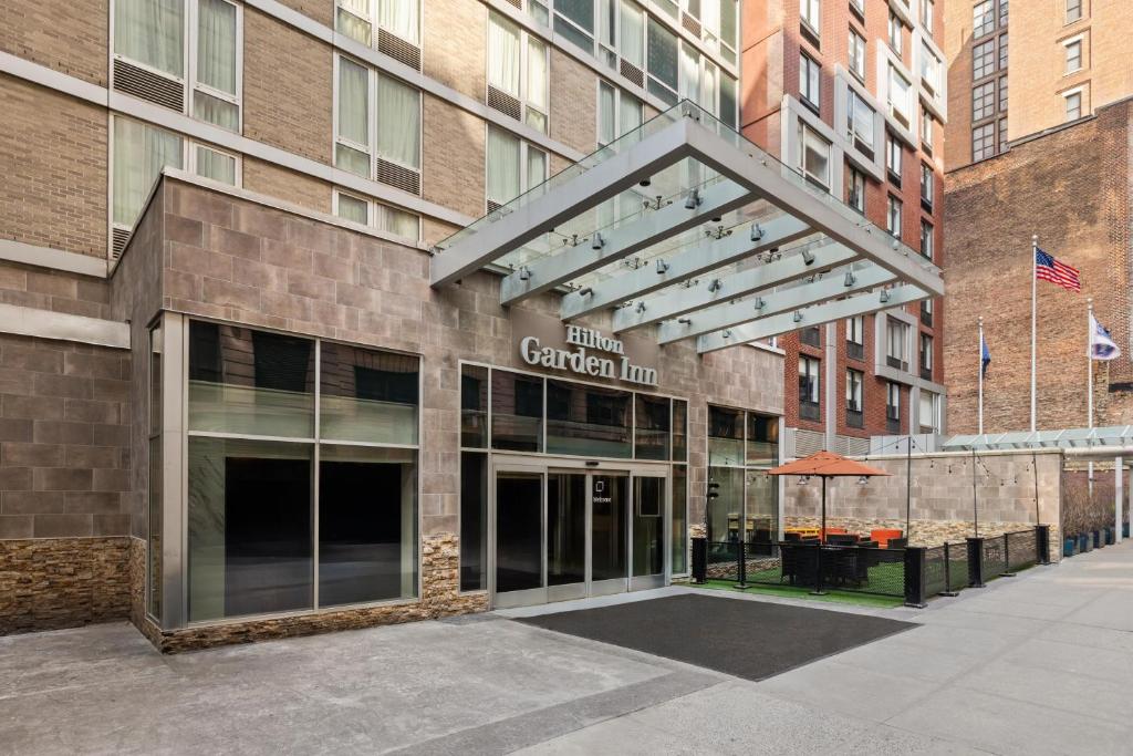 Hilton Garden Inn West 35th Street