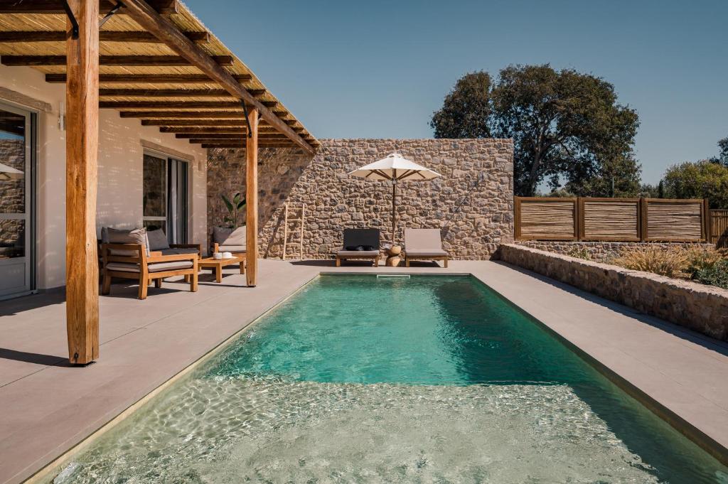 Elion Private Pool Villas
