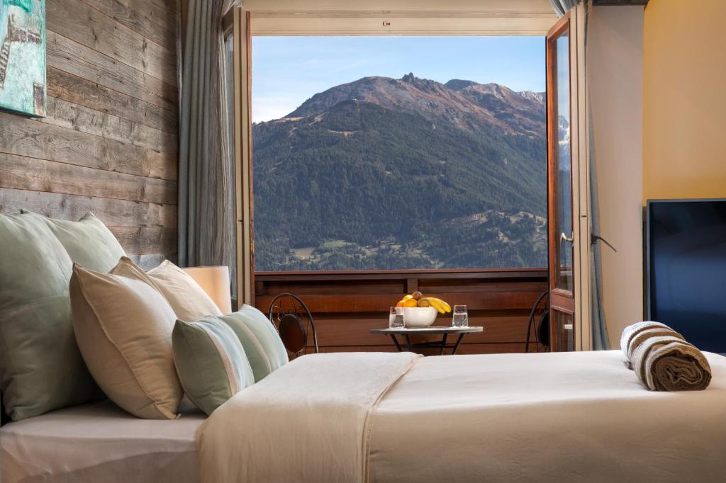 Spacious Luxury Alpine Duplex in Crans Montana