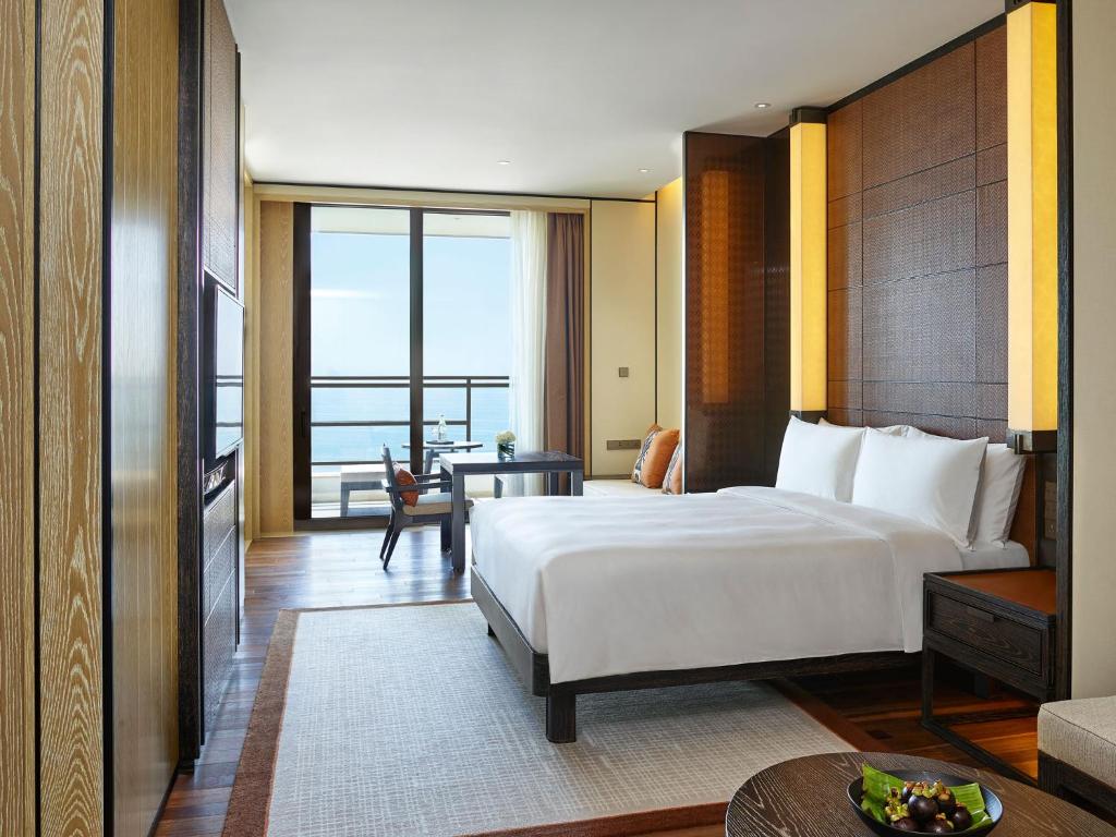 Grand Hyatt Sanya Haitang Bay Resort and Spa - Deluxe King Room With Ocean View