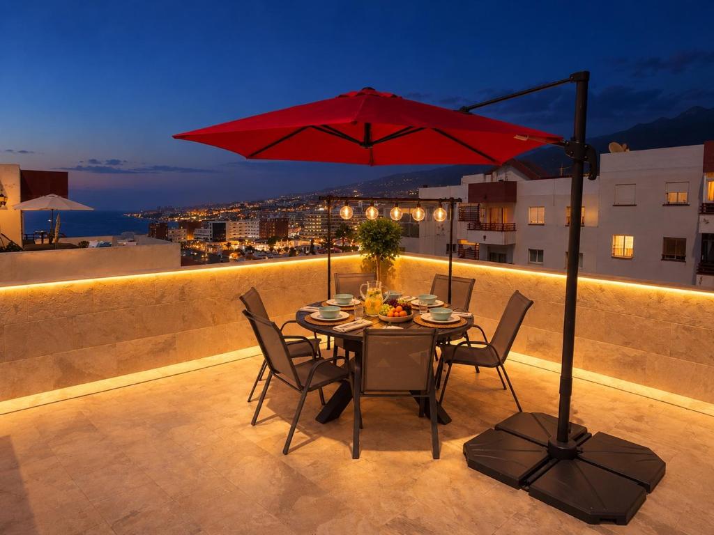INCREDIBLE PENTHOUSE with OCEAN VIEWS