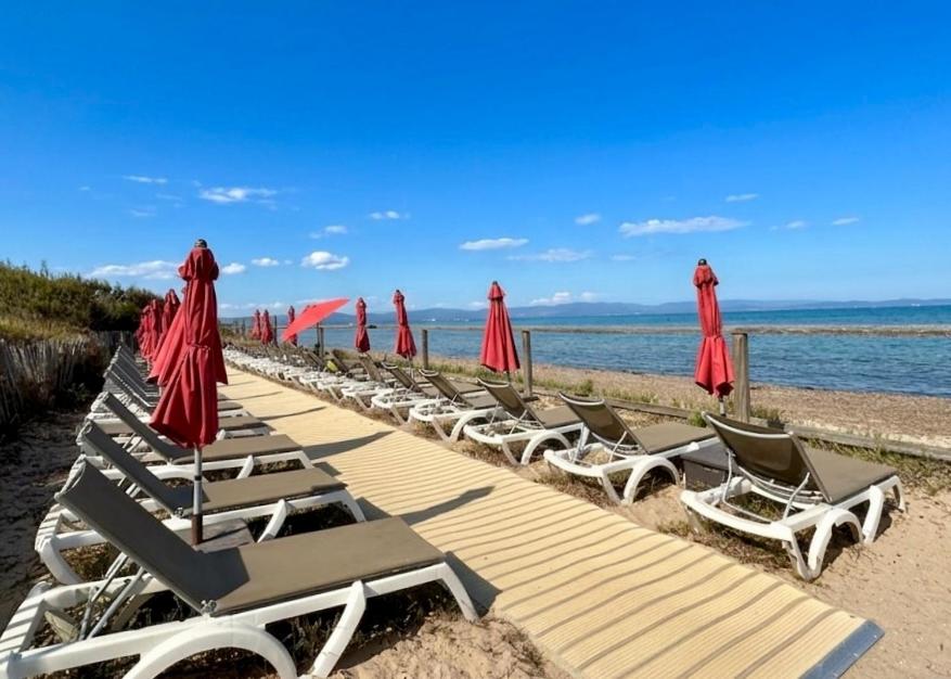 BADINE BEACH 5 personnes vue Pinéde et piscine climatisation linge et ménage inclus
