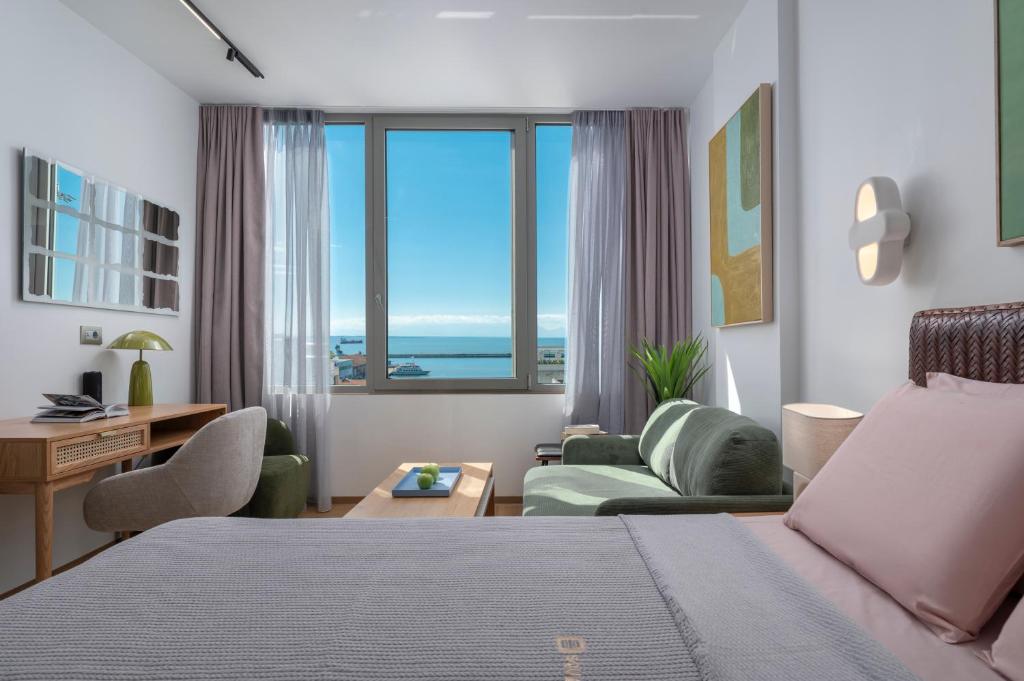 Blue Elegant Suite