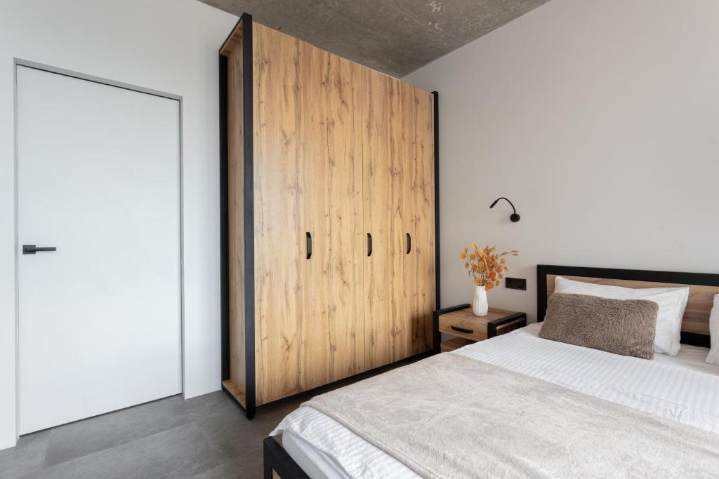 GREAT Residense Nyzkyi poverkh Dniprovska Naberezhna River Mall ZhK Hreit photo 6