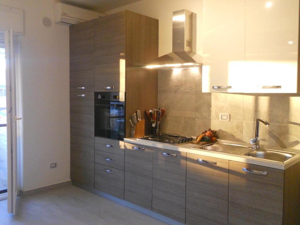 Η κουζίνα ή μικρή κουζίνα στο Manfredonia - Ippocampo Seaside Home