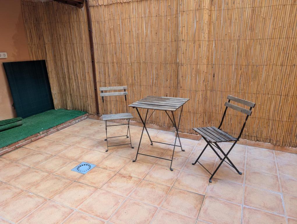 Apartamento 2 Dormitorios Malaga Centro Trinidad Patio Privado