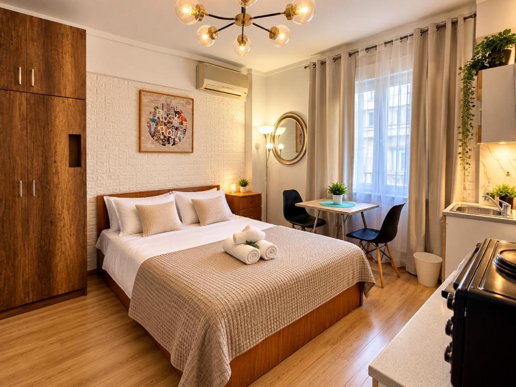 Aristotelous studio