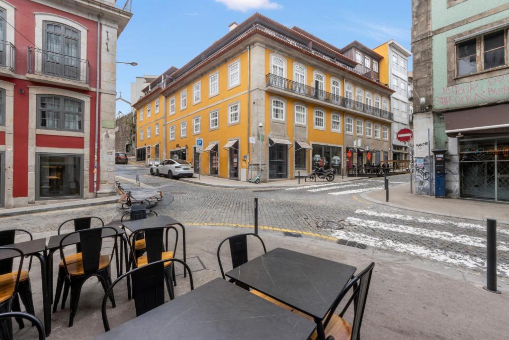 Almada Apartments - City Heart