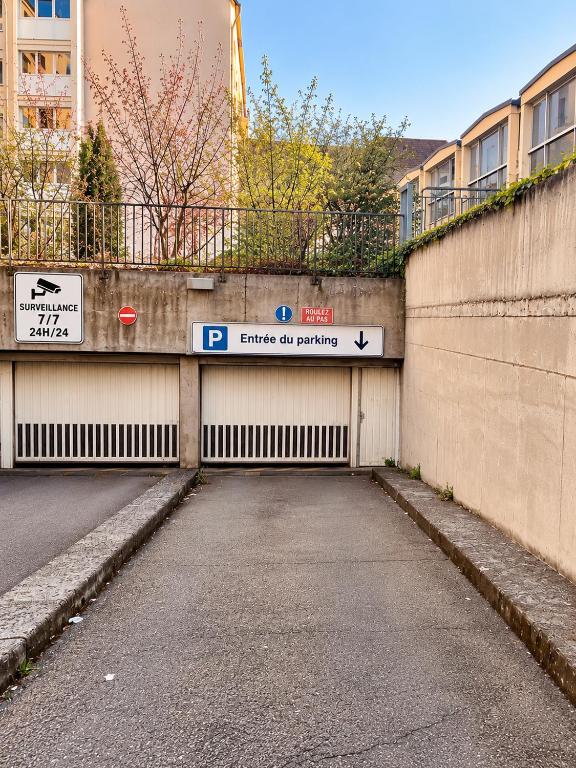 Colmar'Inn- Hypercentre, Parking Privé Gratuit & Ascenseur – photo 8