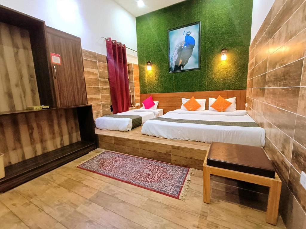 The Hideout Agra - Boutique Homestay near Taj - 