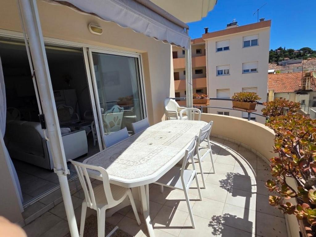 Appartement 5 pièces climatisé avec terrasse et parking à Sainte-Maxime