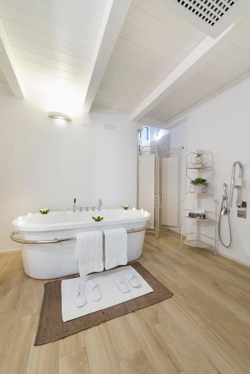 B&B C'era una volta - 5