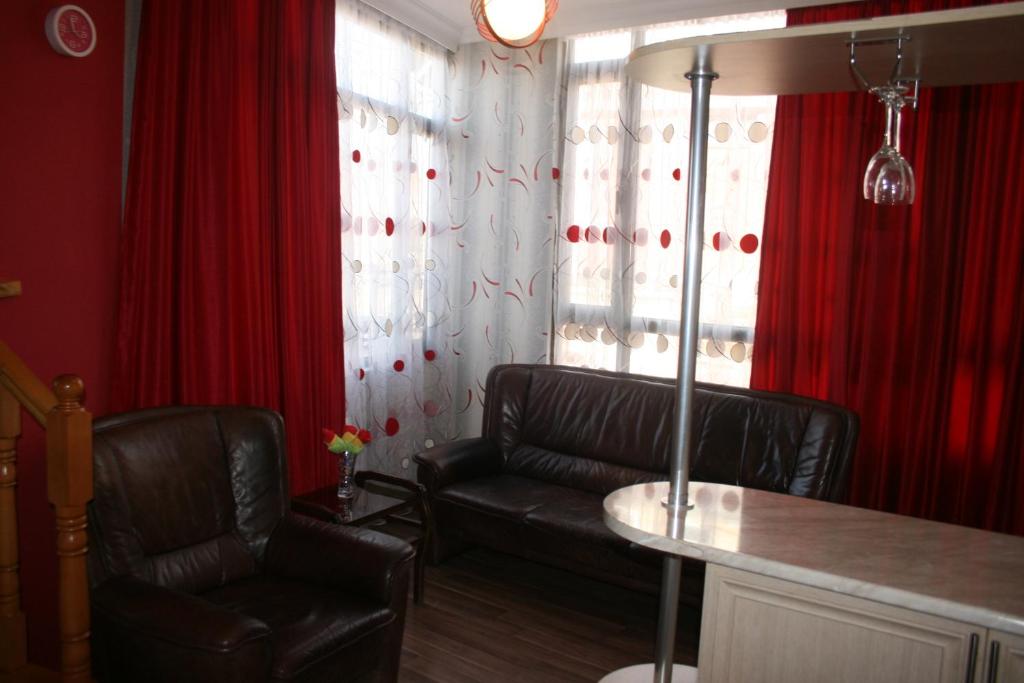 Giorgi Apartment - 带露台的公寓