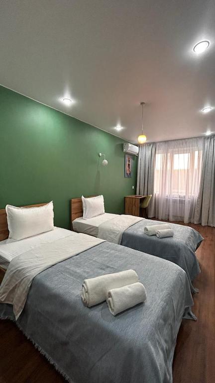 Evergreen Apart - 
