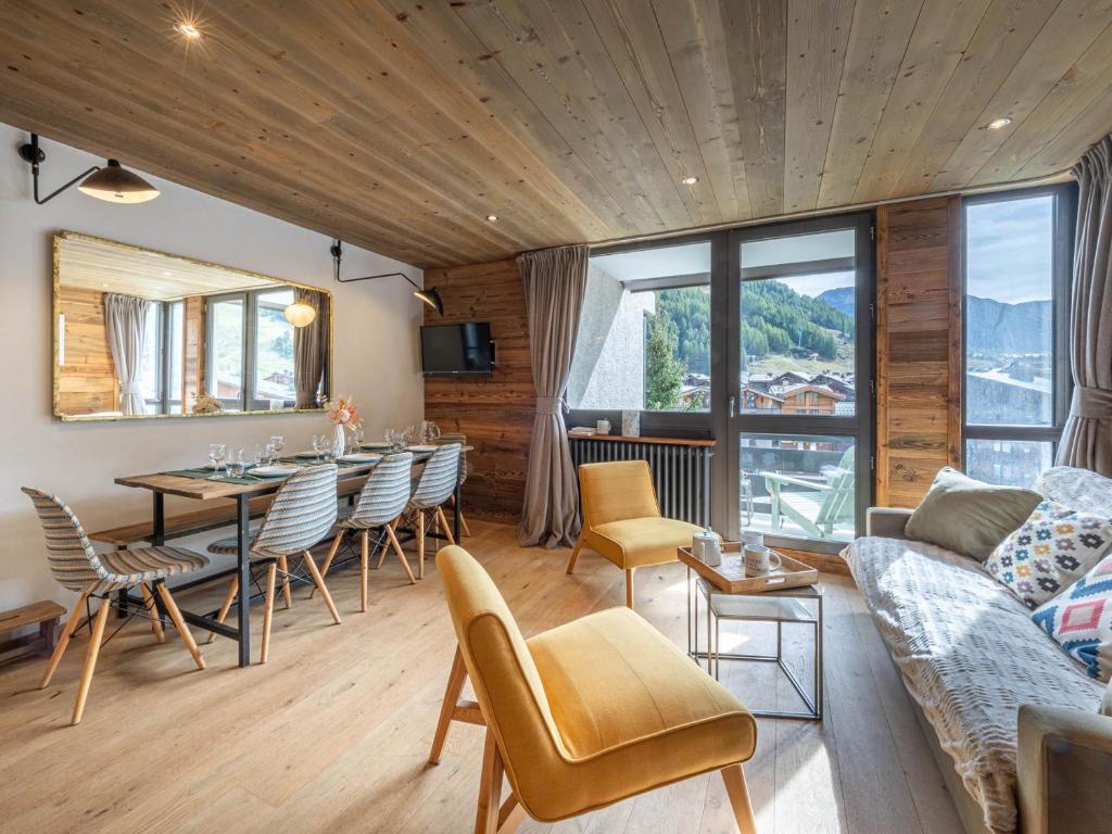 Superbe 3 pièces au centre de Val-d'Isère, haut standing, Wi-Fi, 2 salles d'eau, proche commodités