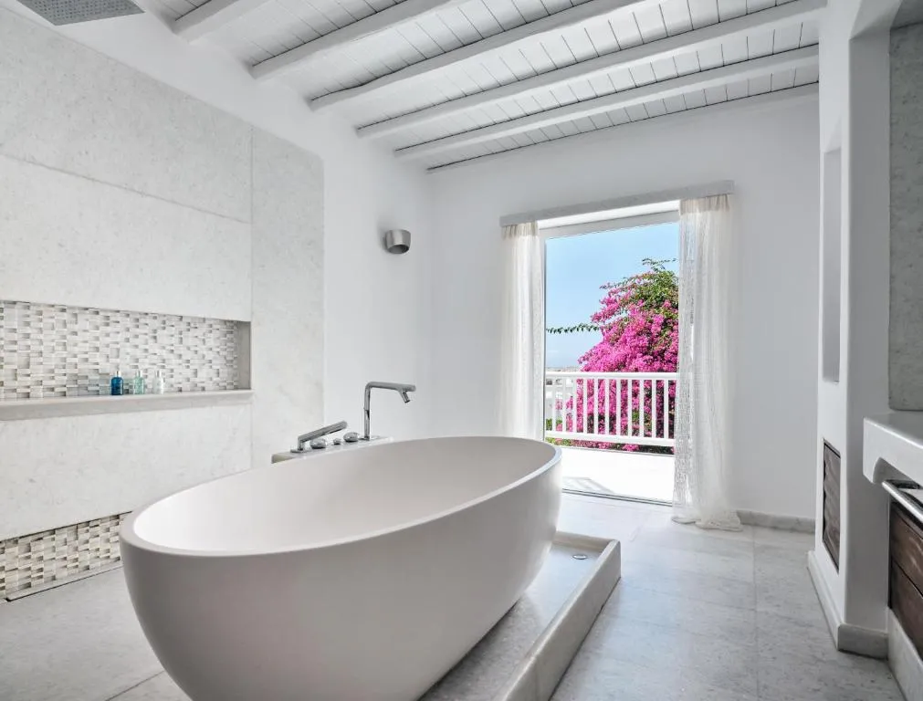 Panoramic Suite with Spectacular Sea View
