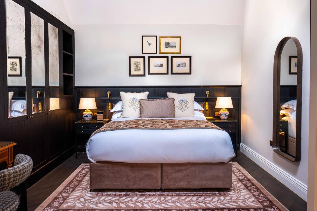 11 Cadogan Gardens and The Apartments by Iconic Luxury Hotels - 