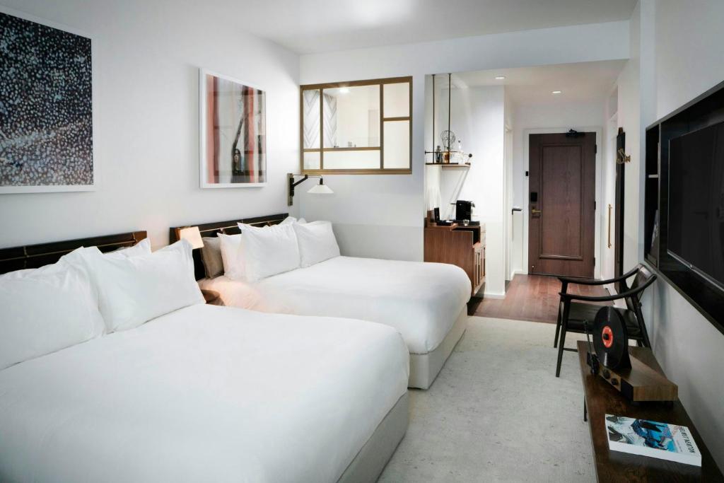 Halcyon - A Hotel in Cherry Creek - 