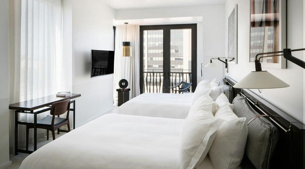 Halcyon - A Hotel in Cherry Creek - 