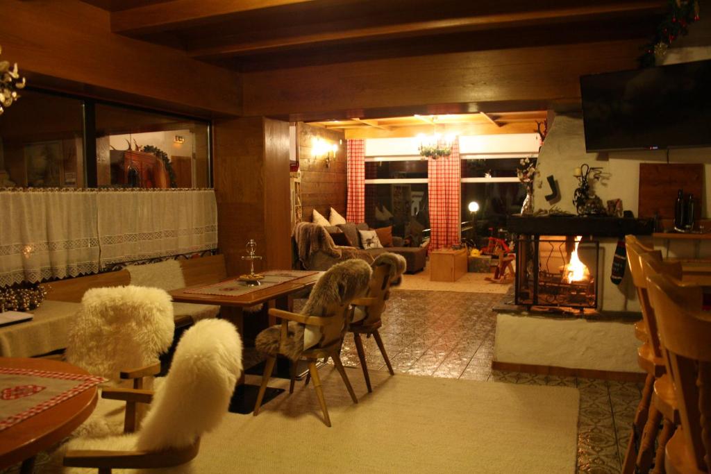 Posezení v ubytování Landhotel Wolf