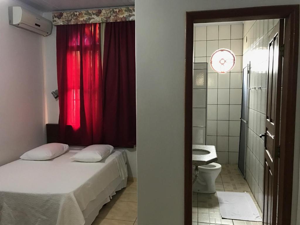  Hotel Colorado